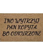 Wycieraczka  z napisem -Ino wytrzyj Pan Kopyta...